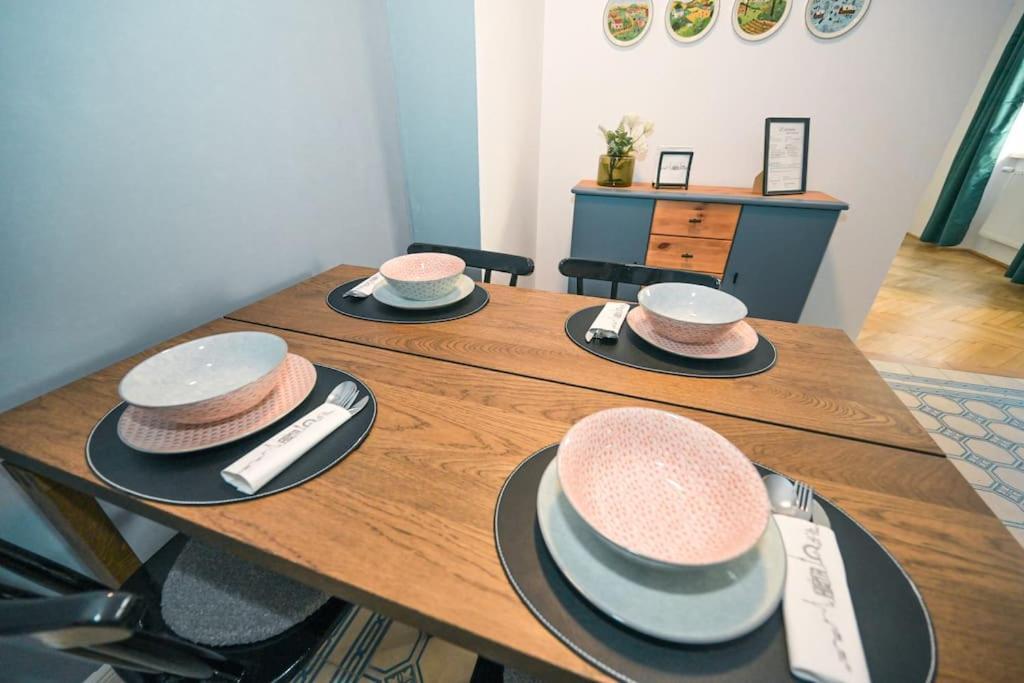 וינה Perfect Apartment Near @ City-Center מראה חיצוני תמונה